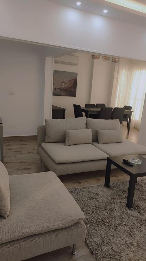 Zamalek Two-Bedroom Apartement Nile View Cairo Exterior photo